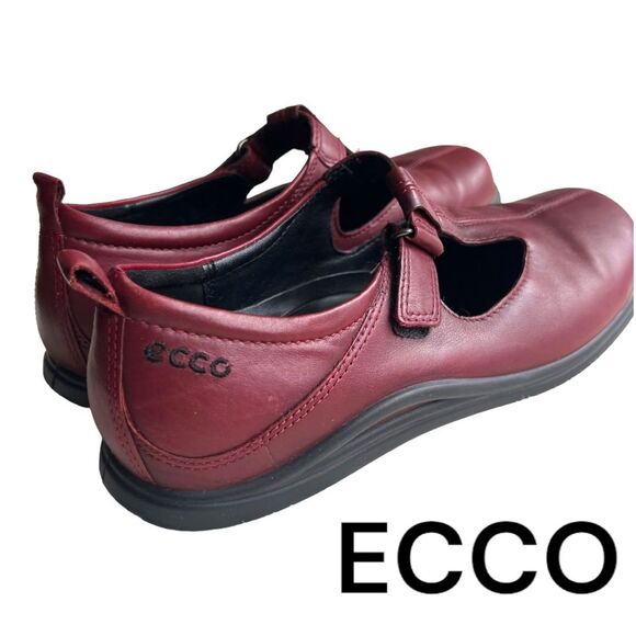 Ecco Shoes - Ecco Burgundy Mary Jane Leather T Strap Cut Out Loafers Size 9 US / 40 EU